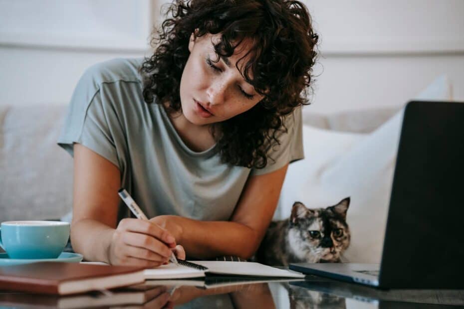 UCAN Connect Supports Expats