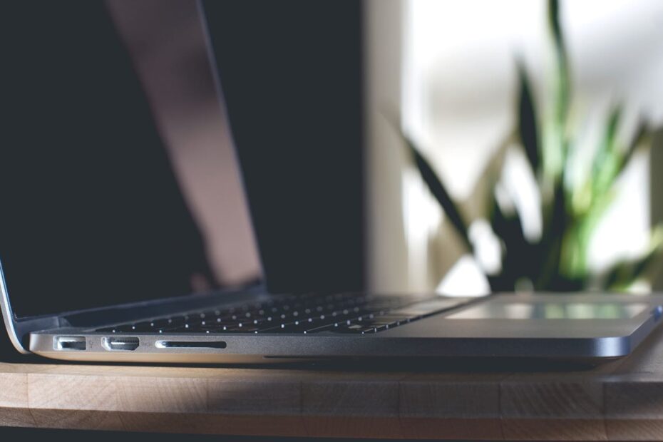 Combine Self-Study Apps and Live Teachers