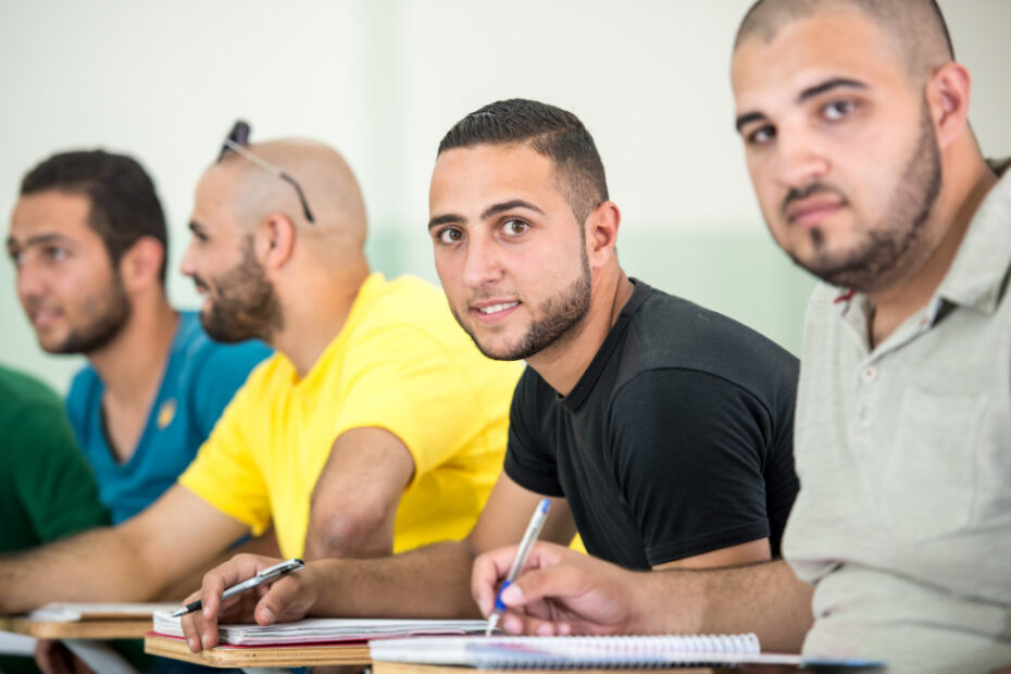 Learn Arabic Typing: Simple Exercises and Keyboard Tools
